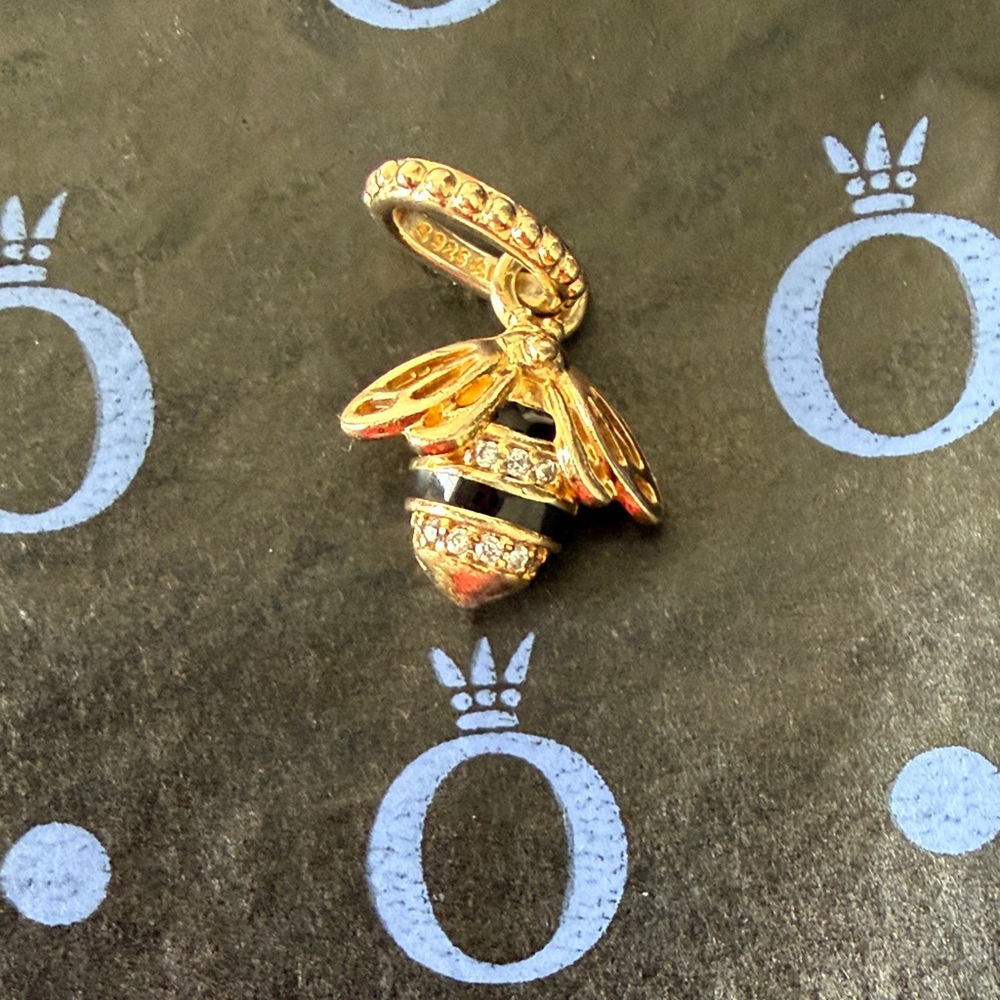 Pandora Shine Bee Charm